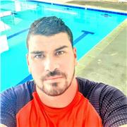 Soy una persona responsable cuyo objetivo es el bienestar de mis alumnos , me gusta brindar experiencias diferentes en el mundo del deporte .